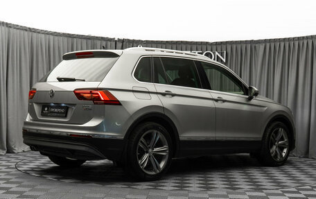 Volkswagen Tiguan II, 2017 год, 2 380 000 рублей, 5 фотография