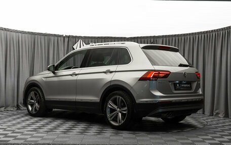 Volkswagen Tiguan II, 2017 год, 2 380 000 рублей, 4 фотография