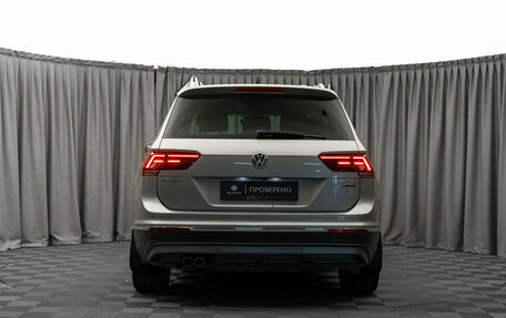 Volkswagen Tiguan II, 2017 год, 2 380 000 рублей, 6 фотография