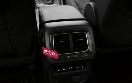 Volkswagen Tiguan II, 2017 год, 2 380 000 рублей, 13 фотография