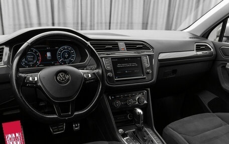 Volkswagen Tiguan II, 2017 год, 2 380 000 рублей, 7 фотография