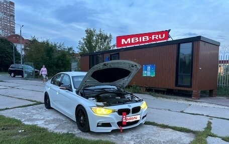 BMW 3 серия, 2013 год, 1 600 000 рублей, 3 фотография