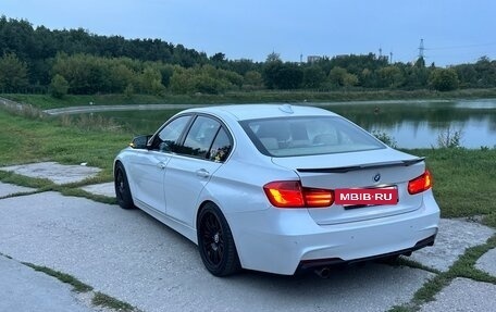 BMW 3 серия, 2013 год, 1 600 000 рублей, 4 фотография