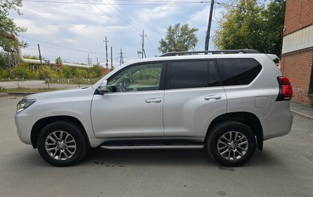 Toyota Land Cruiser Prado 150 рестайлинг 2, 2018 год, 4 900 000 рублей, 11 фотография