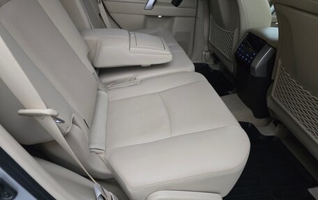 Toyota Land Cruiser Prado 150 рестайлинг 2, 2018 год, 4 900 000 рублей, 21 фотография