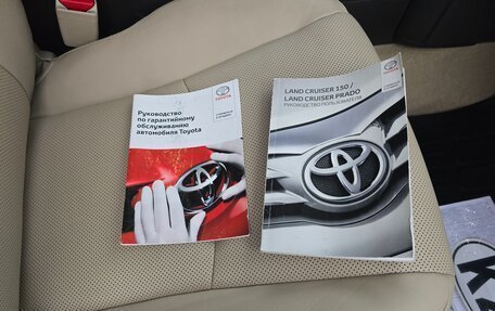 Toyota Land Cruiser Prado 150 рестайлинг 2, 2018 год, 4 900 000 рублей, 40 фотография