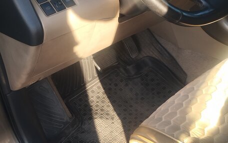 Toyota RAV4, 2010 год, 1 350 000 рублей, 6 фотография