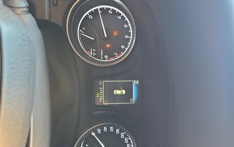Toyota Camry, 2021 год, 2 370 000 рублей, 7 фотография