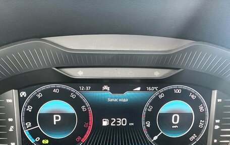 Skoda Karoq I, 2021 год, 2 595 000 рублей, 18 фотография