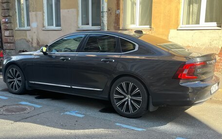 Volvo S90 II рестайлинг, 2020 год, 3 850 000 рублей, 8 фотография