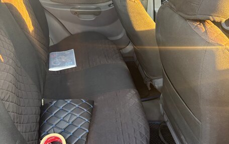 Hyundai Accent II, 2005 год, 350 000 рублей, 13 фотография