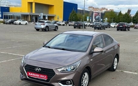 Hyundai Solaris II рестайлинг, 2019 год, 1 300 000 рублей, 1 фотография