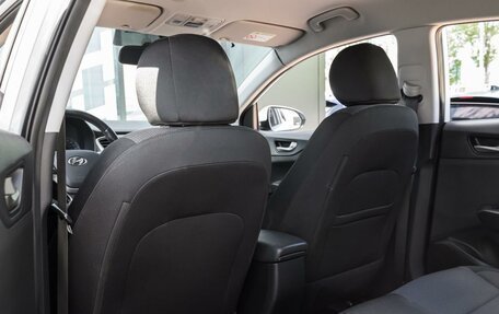 Hyundai Solaris II рестайлинг, 2017 год, 1 359 000 рублей, 11 фотография