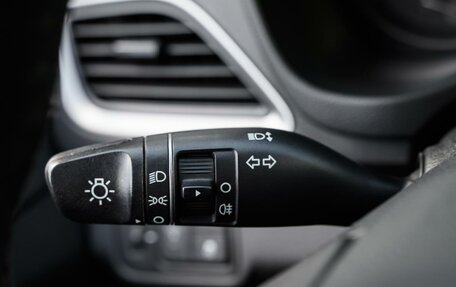 Hyundai Solaris II рестайлинг, 2017 год, 1 359 000 рублей, 16 фотография