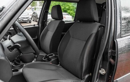 Chevrolet Niva I рестайлинг, 2018 год, 865 000 рублей, 10 фотография