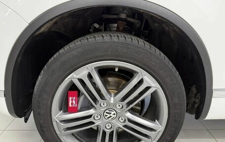 Volkswagen Touareg III, 2017 год, 3 280 000 рублей, 11 фотография