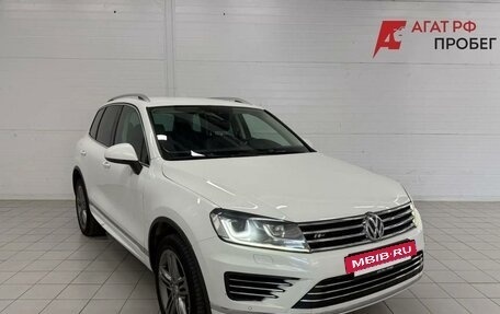 Volkswagen Touareg III, 2017 год, 3 280 000 рублей, 3 фотография