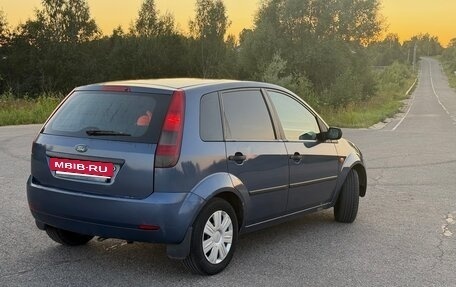Ford Fiesta, 2005 год, 295 000 рублей, 4 фотография