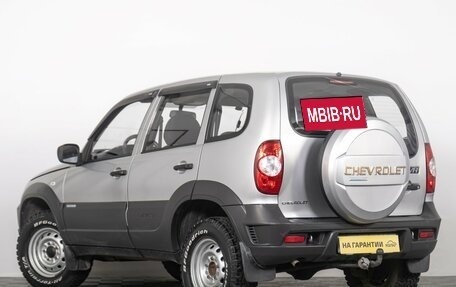 Chevrolet Niva I рестайлинг, 2011 год, 499 000 рублей, 6 фотография