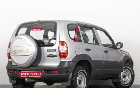 Chevrolet Niva I рестайлинг, 2011 год, 499 000 рублей, 7 фотография