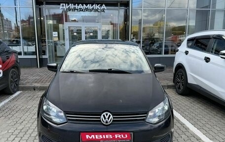 Volkswagen Polo VI (EU Market), 2011 год, 614 000 рублей, 2 фотография
