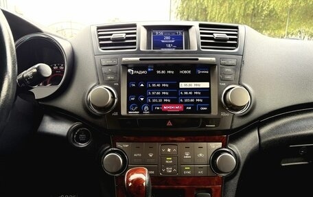 Toyota Highlander III, 2013 год, 2 310 000 рублей, 18 фотография