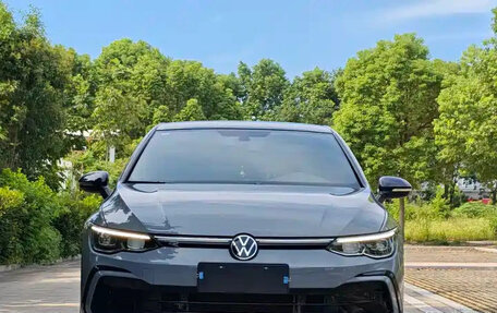 Volkswagen Golf VIII, 2023 год, 1 947 000 рублей, 2 фотография