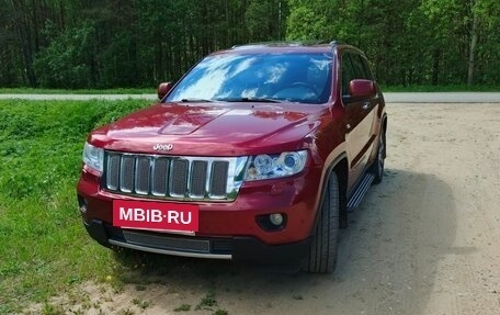Jeep Grand Cherokee, 2011 год, 1 200 000 рублей, 2 фотография