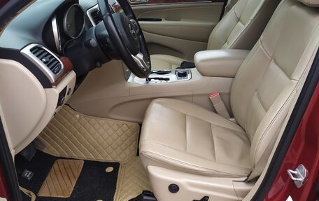 Jeep Grand Cherokee, 2011 год, 1 200 000 рублей, 11 фотография