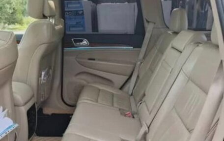 Jeep Grand Cherokee, 2011 год, 1 200 000 рублей, 5 фотография