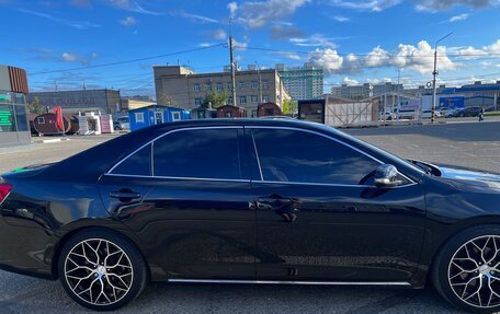 Toyota Camry, 2014 год, 1 583 000 рублей, 6 фотография