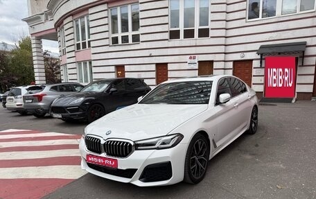 BMW 5 серия, 2022 год, 5 650 000 рублей, 1 фотография