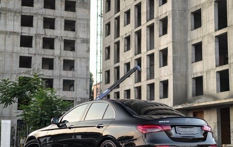 Mercedes-Benz E-Класс, 2022 год, 7 200 000 рублей, 5 фотография