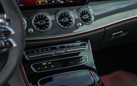 Mercedes-Benz E-Класс, 2022 год, 7 200 000 рублей, 11 фотография