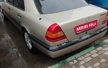 Mercedes-Benz C-Класс, 1997 год, 350 000 рублей, 5 фотография
