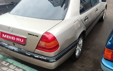Mercedes-Benz C-Класс, 1997 год, 350 000 рублей, 4 фотография