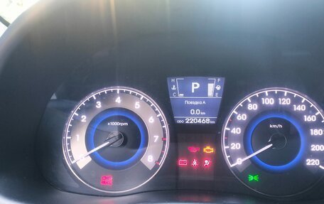 Hyundai Solaris II рестайлинг, 2012 год, 730 000 рублей, 7 фотография