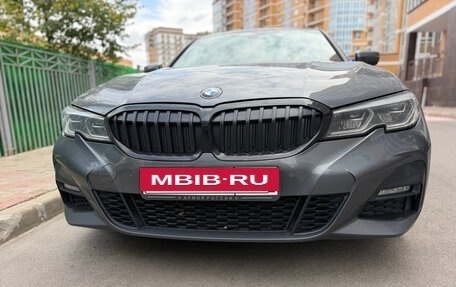 BMW 3 серия, 2020 год, 3 300 000 рублей, 15 фотография
