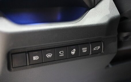 Toyota RAV4, 2025 год, 5 950 000 рублей, 11 фотография