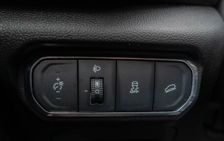 Haval Jolion, 2023 год, 1 899 000 рублей, 15 фотография