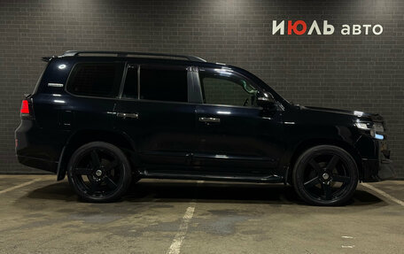 Toyota Land Cruiser 200, 2013 год, 3 820 000 рублей, 4 фотография