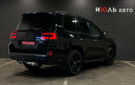 Toyota Land Cruiser 200, 2013 год, 3 820 000 рублей, 5 фотография