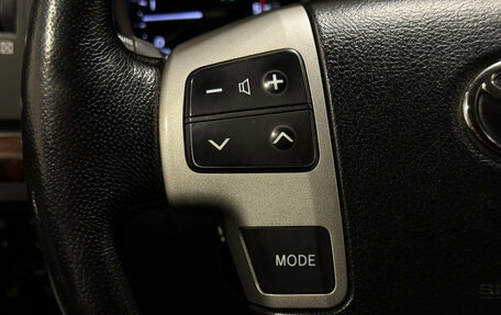 Toyota Land Cruiser 200, 2013 год, 3 820 000 рублей, 25 фотография