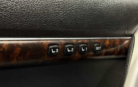 Toyota Land Cruiser 200, 2013 год, 3 820 000 рублей, 23 фотография