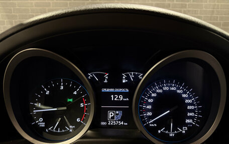 Toyota Land Cruiser 200, 2013 год, 3 820 000 рублей, 29 фотография