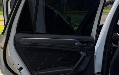 Volkswagen Tiguan II, 2021 год, 3 750 000 рублей, 34 фотография