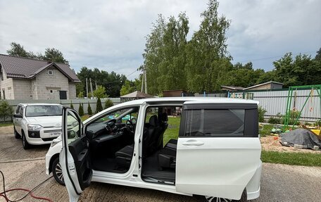 Honda Freed I, 2014 год, 1 200 000 рублей, 14 фотография