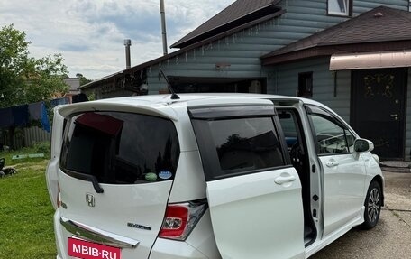 Honda Freed I, 2014 год, 1 200 000 рублей, 11 фотография