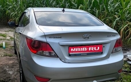 Hyundai Solaris II рестайлинг, 2012 год, 450 000 рублей, 1 фотография