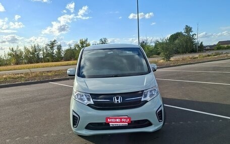 Honda Stepwgn IV, 2016 год, 1 680 000 рублей, 2 фотография